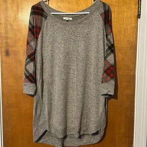 3/4 sleeve sweater